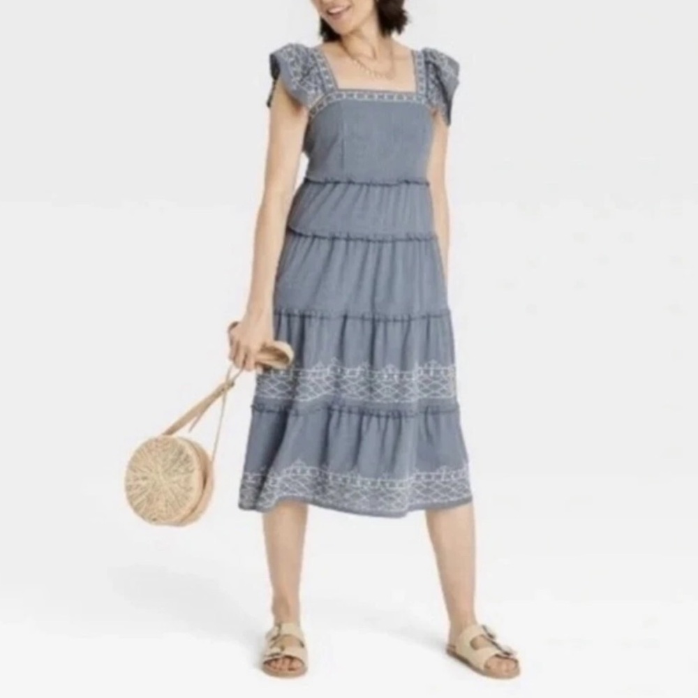 Knox Rose Ruffle Sleeve Embroidered Cotton Blend Tiered Dress in Dusty Blue, SM